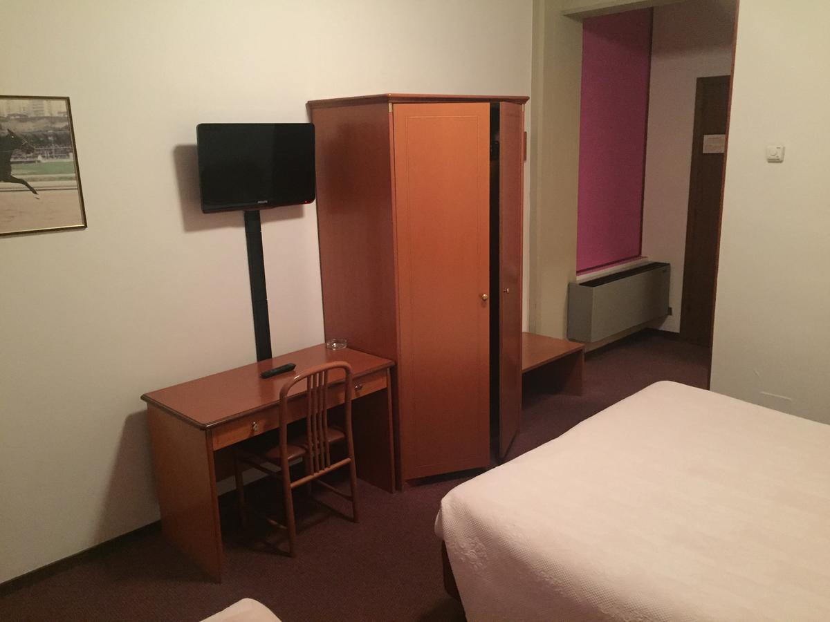 Hotel Pamela San Pietro in Casale Bagian luar foto