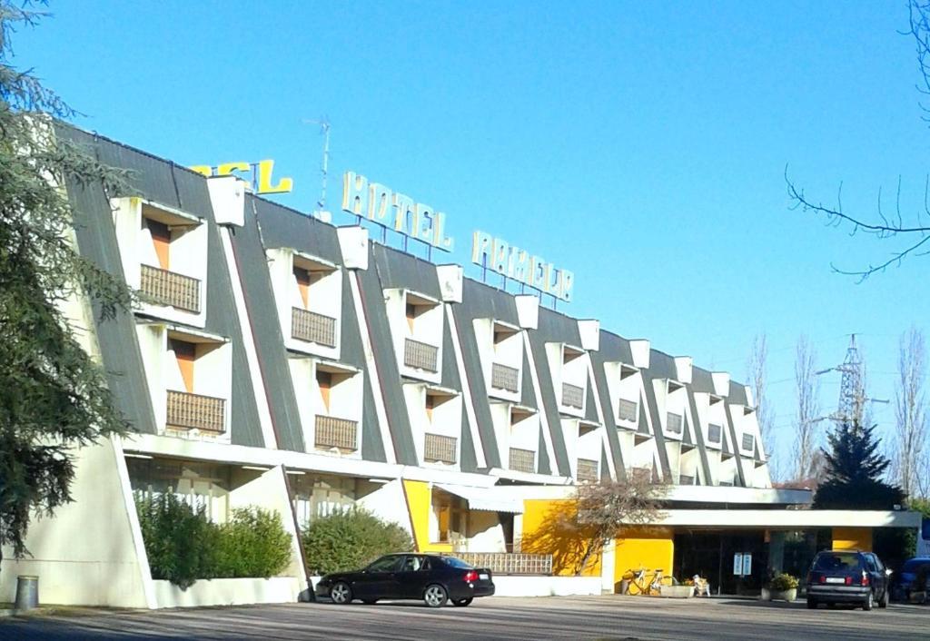 Hotel Pamela San Pietro in Casale Bagian luar foto