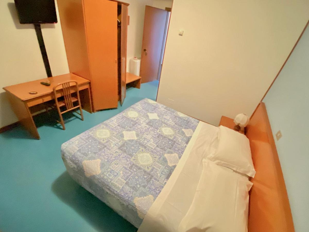 Hotel Pamela San Pietro in Casale Bagian luar foto